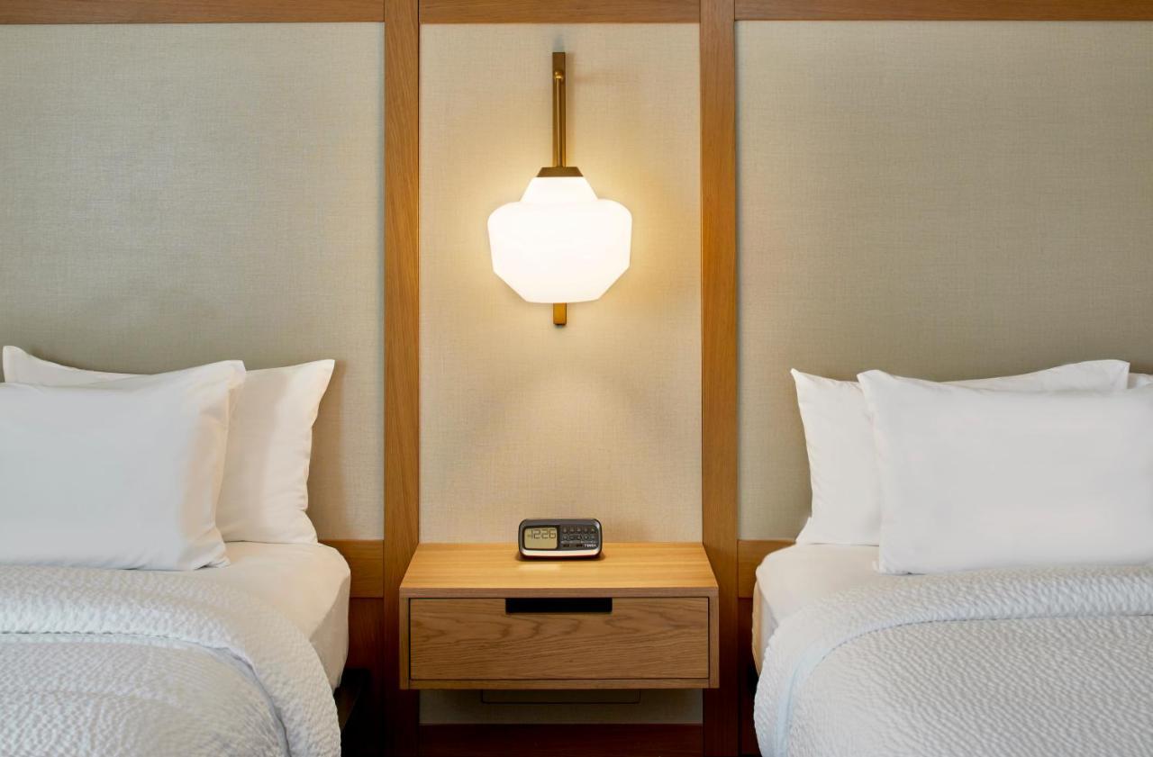 Fairfield Inn & Suites By Marriott Albany Airport Екстериор снимка