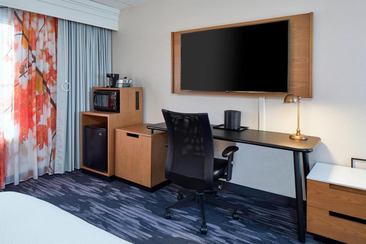 Fairfield Inn & Suites By Marriott Albany Airport Екстериор снимка