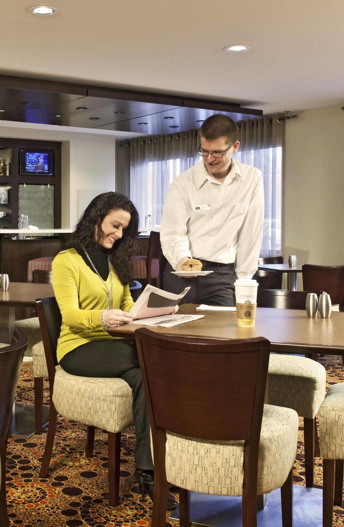 Fairfield Inn & Suites By Marriott Albany Airport Екстериор снимка