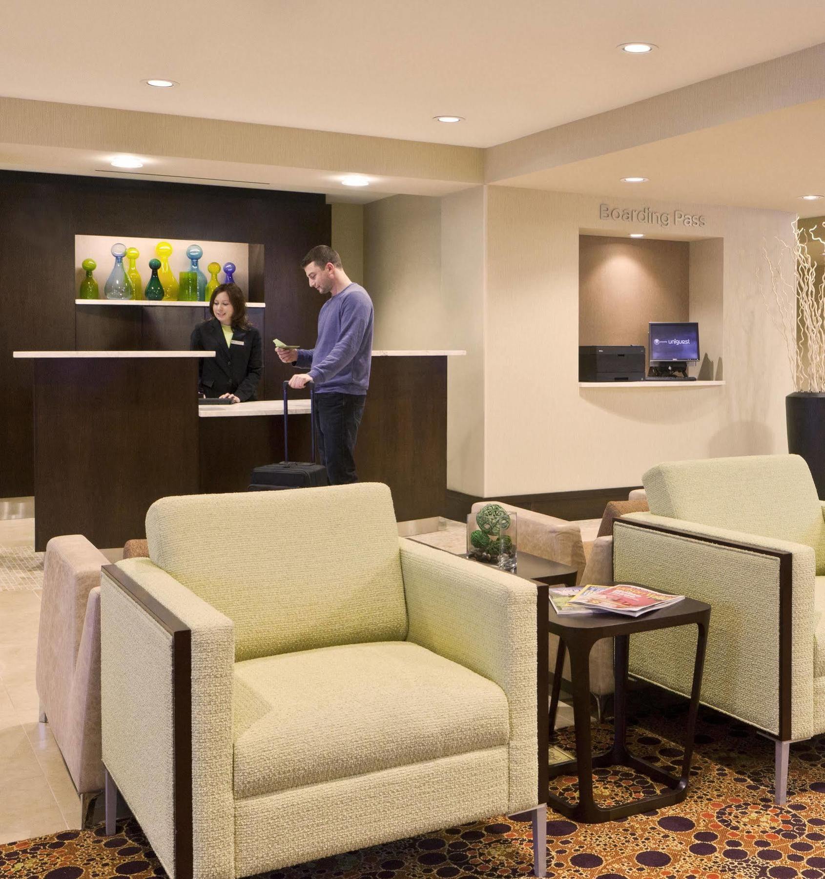 Fairfield Inn & Suites By Marriott Albany Airport Екстериор снимка